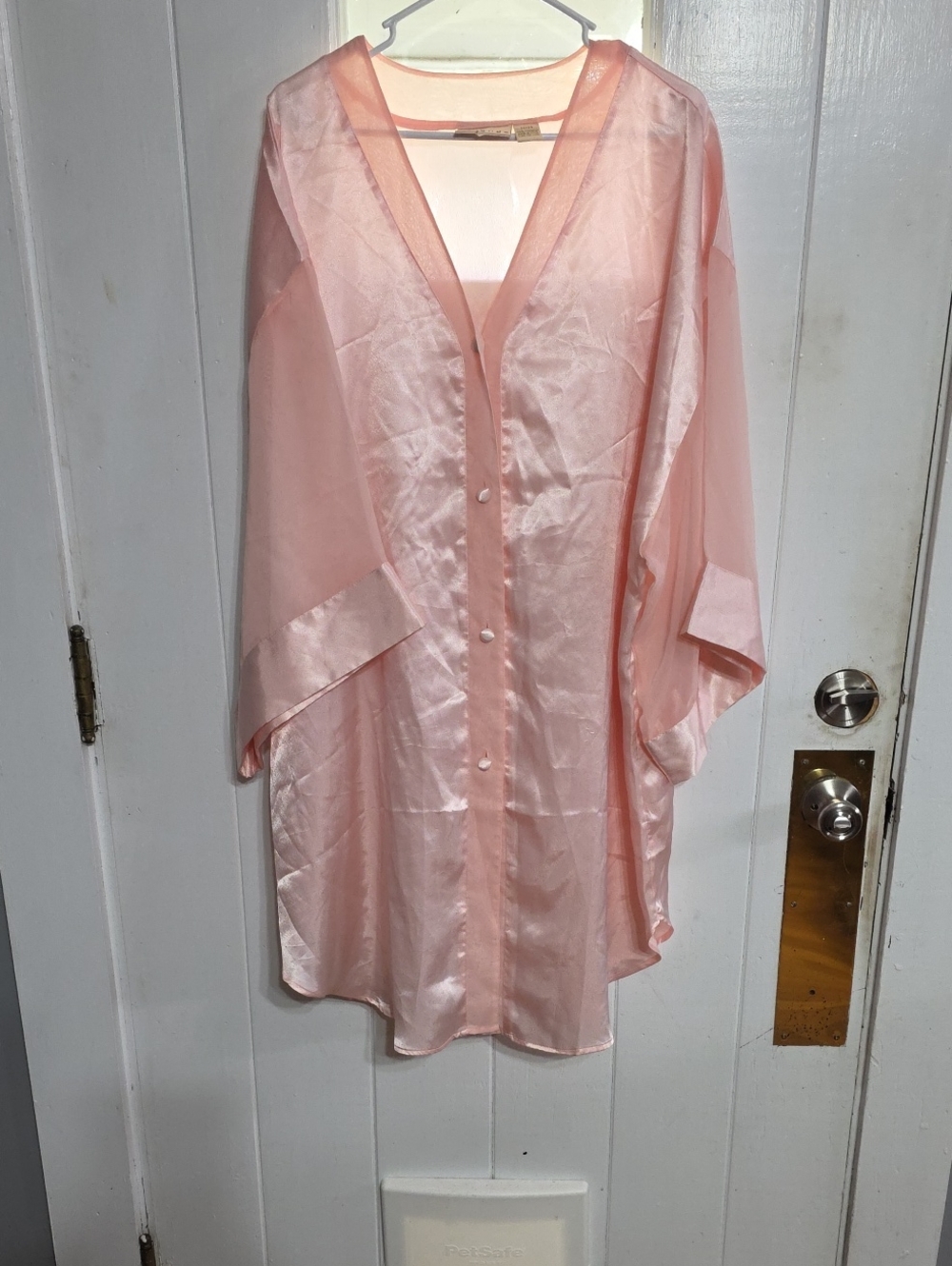 Solange Womens Satiny Nightshirt Peachy Sheer Sleeves  Buttons Sz 22/24 EUC